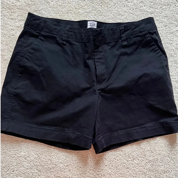 Gap Shorts Size 6 - Picture 2 of 4